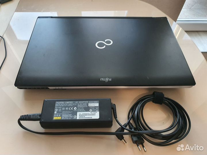 Ноутбук Fujitsu lifebook N532