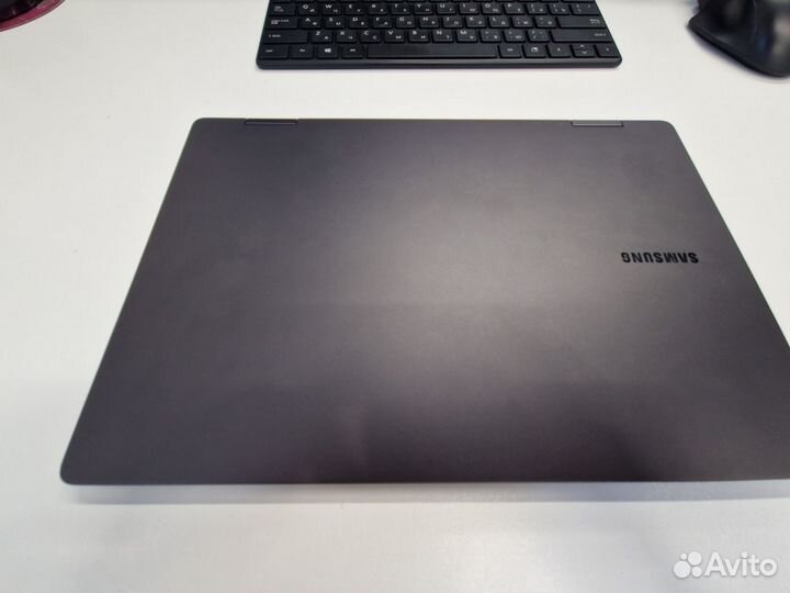 Samsung book2 360 13.6