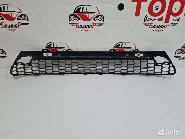 Решетка переднего бампера Lexus NX (2014-2017)