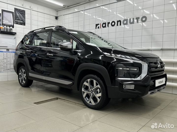 Mitsubishi Xpander Cross 1.5 AT, 2023, 158 км