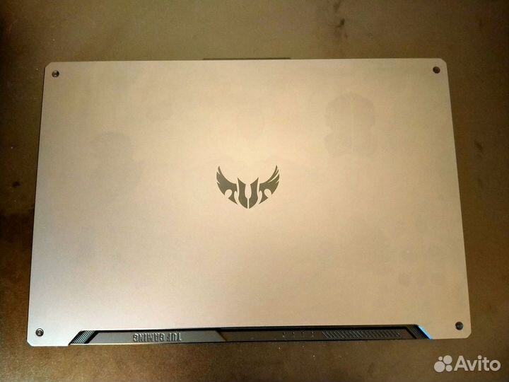 Asus Tuf Gaming a17+Охлаждающая подставка