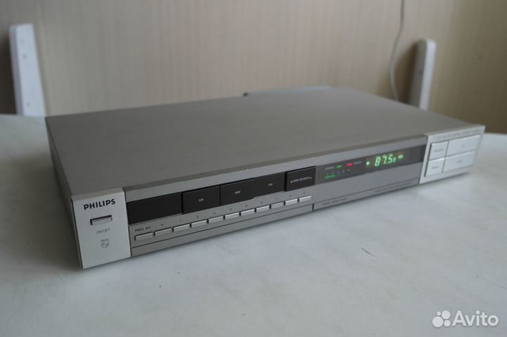 Тюнер Philips F 2235