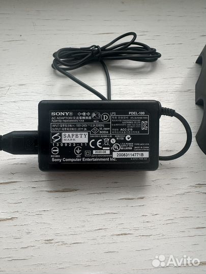 Зарядная станция DualShock 4