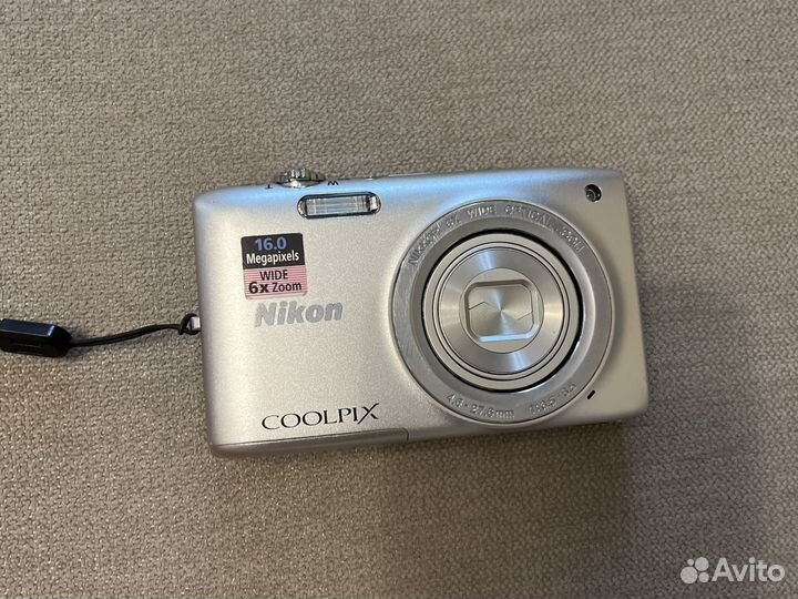Компактный фотоаппарат nikon