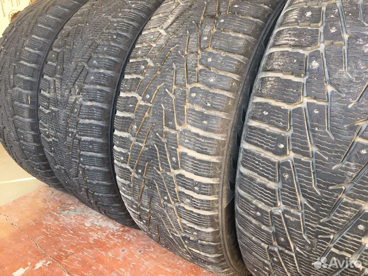 Nokian Tyres Hakkapeliitta 7 SUV 285/50 R20 116T