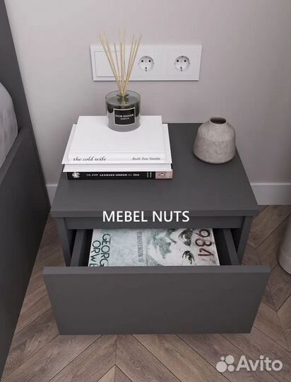 Тумба прикровтаная