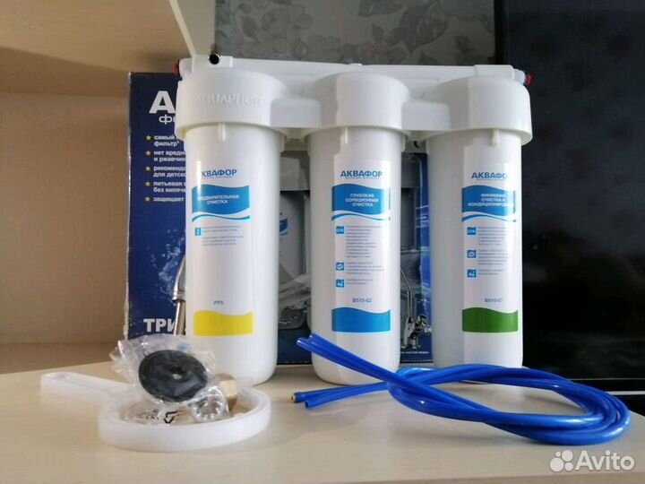 Фильтр под мойку с установкой Аквафор Трио Норма