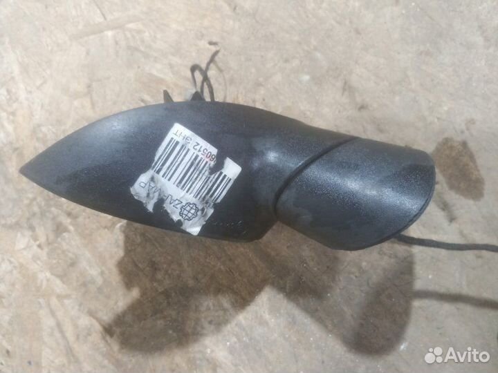 Зеркало боковое правое Ford Fiesta Mk7 2015