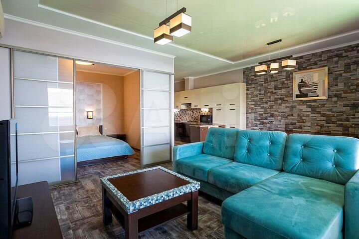 3-к. квартира, 87 м², 6/10 эт.