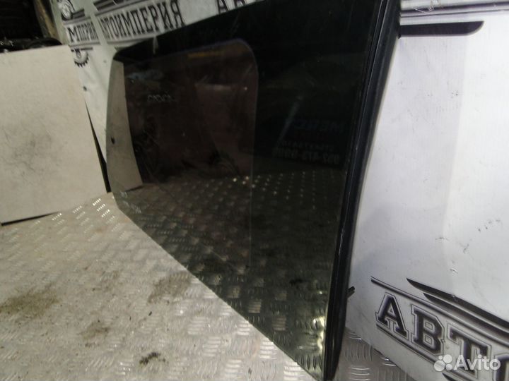 Форточка в крыло Toyota Sienna 3 2012 3.5