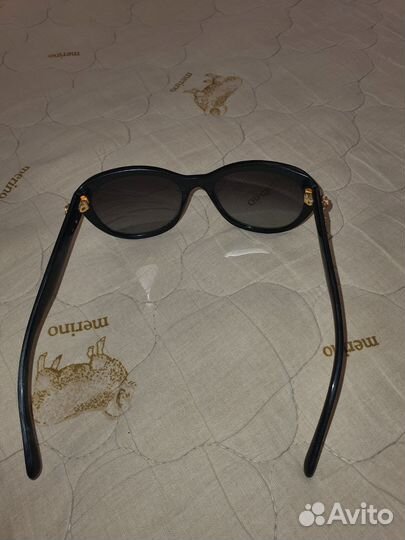 Солнцезащитные очки женские брендовые