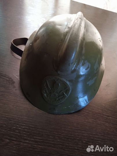 Каска пожарника