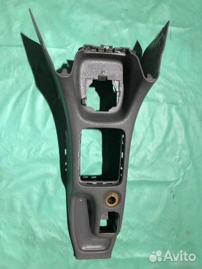 Центральная консоль Peugeot 206