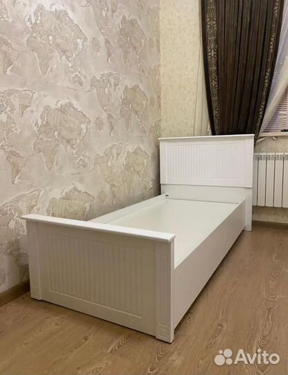 Кровать односпальная
