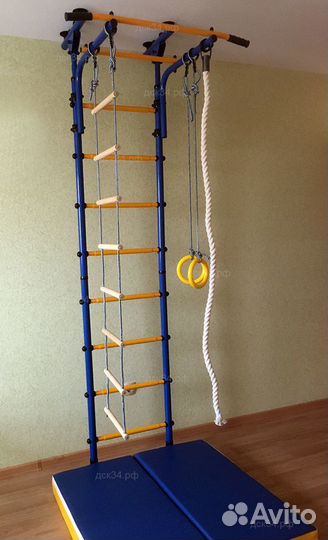 Шведская стенка в распор 