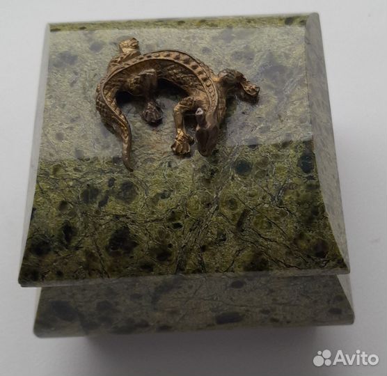 Шкатулка для украшений