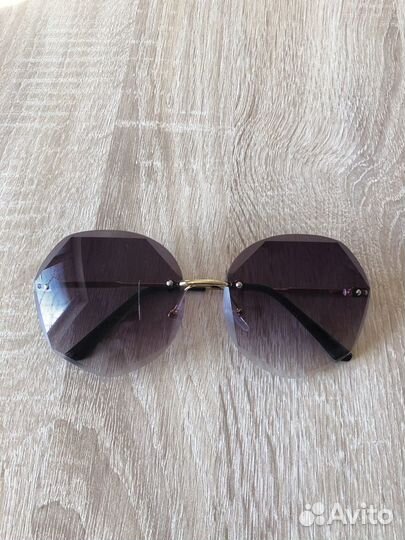 Солнцезащитные очки женские