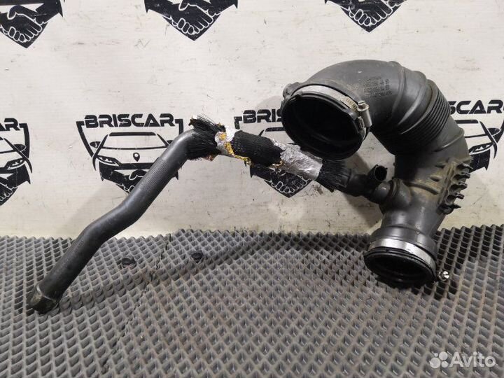 Патрубок воздушного фильтра Mercedes-Benz E-Class