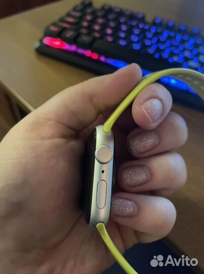 Apple watch se gen 1 44мм