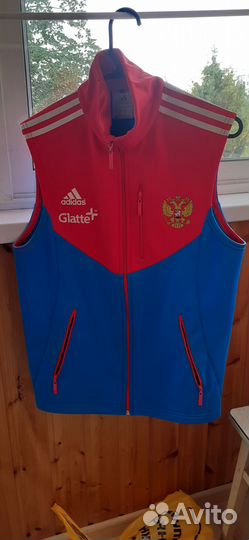 Лыжная разминочная жилетка