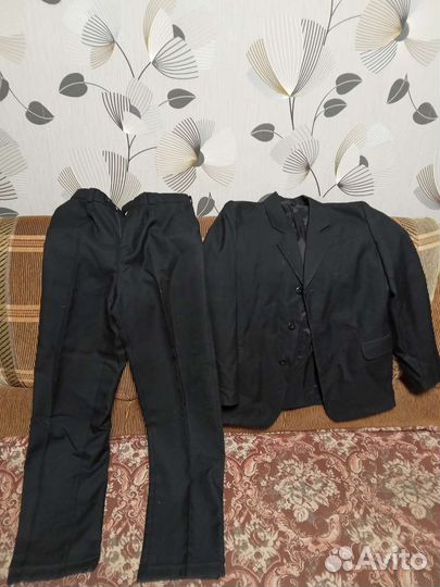 Школьный костюм