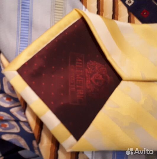 Чрезвычайно солнечный галстук,красота текстиля