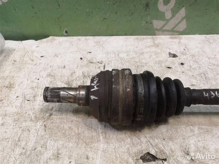 Полуось передняя левая Опель Вектра А
