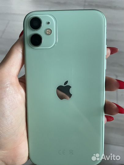 Телефон iPhone 11