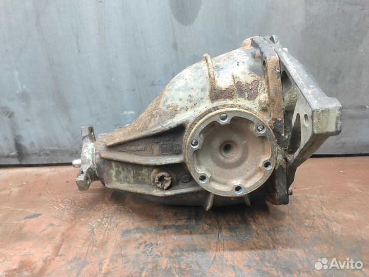 Редуктор заднего моста Mercedes 2.82