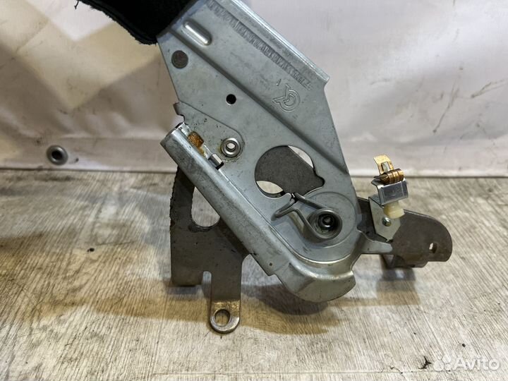 BMW 3 E46, ручник с кожухом