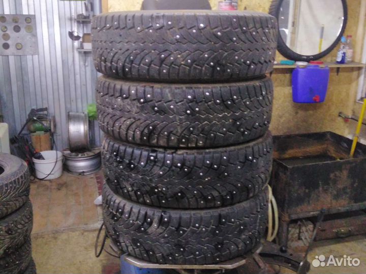 Formula Ice 215/65 R16 98T