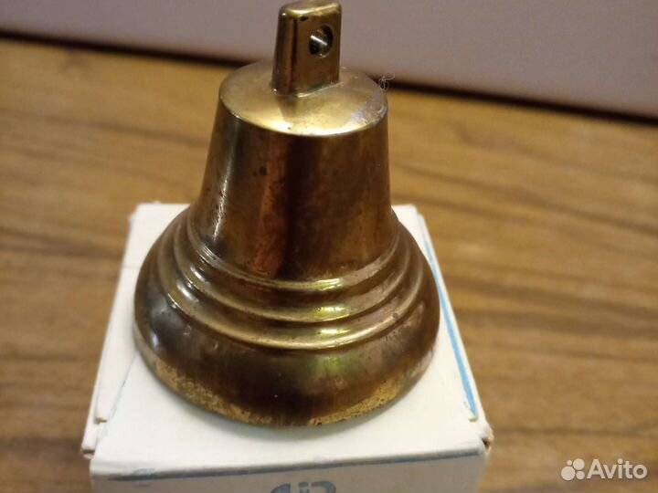 Сувенирный колокольчик