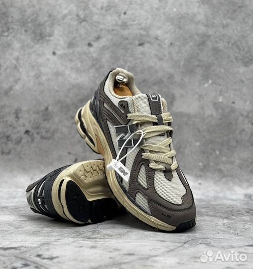 Кроссовки мужские бежевые new balance 1006r