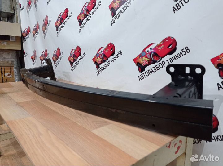 Усилитель переднего бампера Nissan Qashqai рест