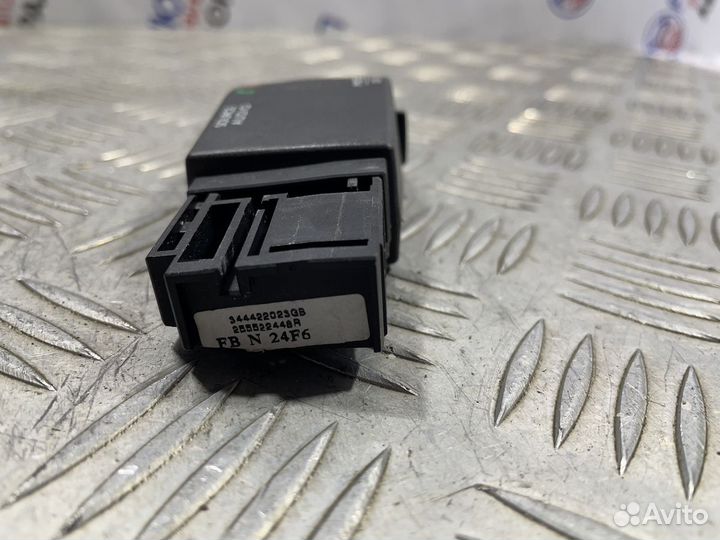 Джостик управления магнитолой Renault Duster