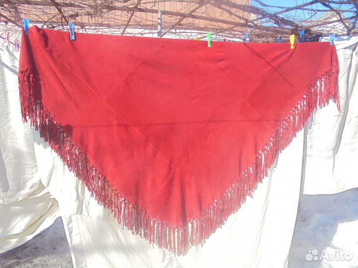 Шаль Италия кожа натур (спилок) 180х90 см