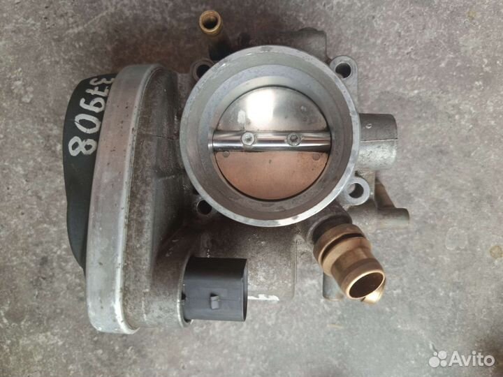 Дроссельная заслонка Opel chevrolet 55560398