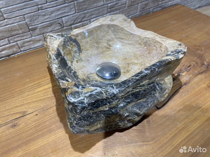 Раковина из натурального мрамора