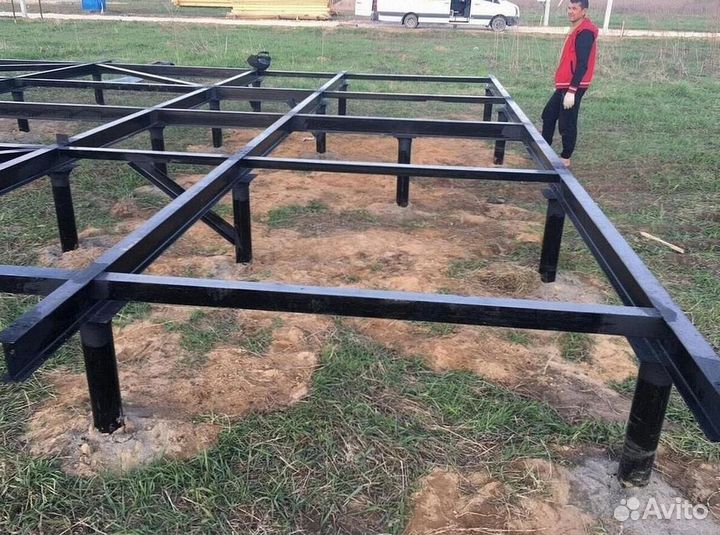 Винтовые сваи для забора