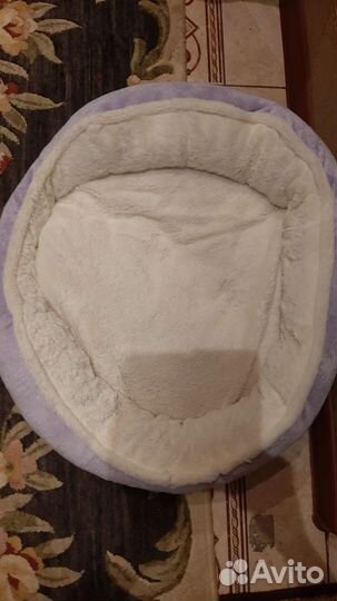 Лежанка для кошек или маленьких собак