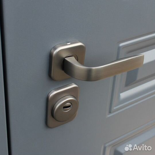 Входные двери с зеркалом / Стальные двери