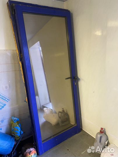 Дверь входная алюминиевая