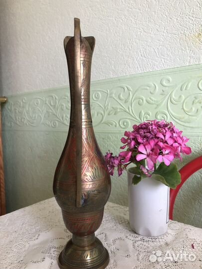 Ваза -кувшин. Индия