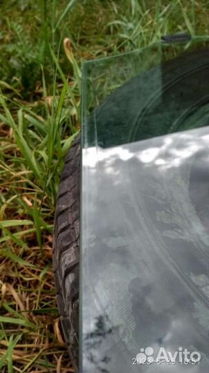 Стекло боковое Тойота Камри 40 водительское