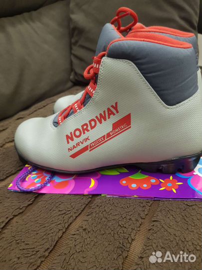 Ботинки для беговых лыж