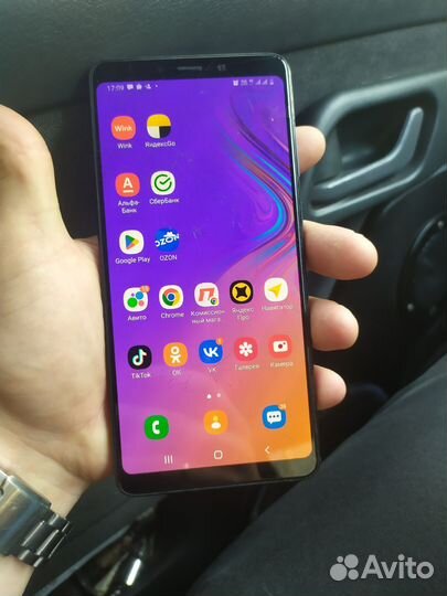 Телефон Samsung Galaxy A9