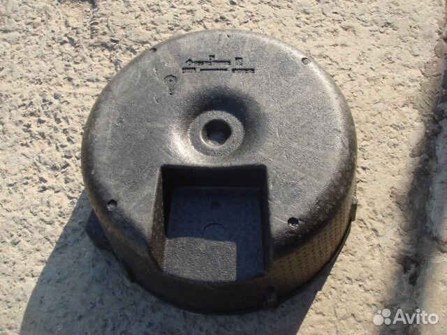 Рено Меган ниша запасного колеса Renault 09-16