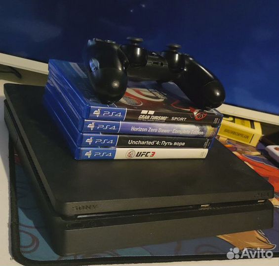 Sony Playstation 4 Slim 500gb + 4 игры