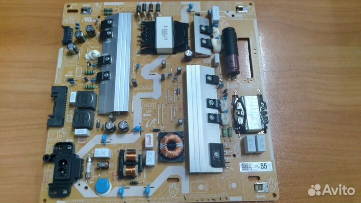 Блок питания Samsung UE49NU7670U