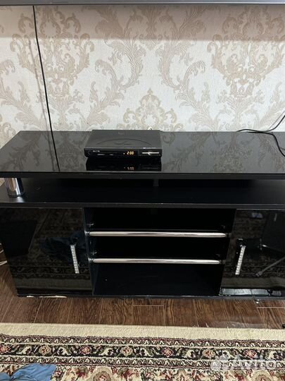 Тумба под телевизор